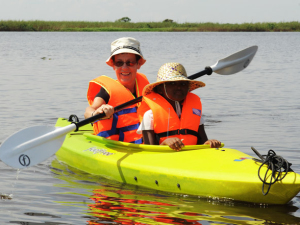 Cambodia Kayaking Tours: Cambodia Kayaking Tour For Irrawaddy Freshwater Dolphins