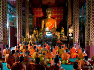 Luang Prabang: Monks in a Temple Indochina Tours: Special Indochina Tour in Focus