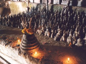 Luang Prabang: Pak Ou Cave Indochina Tours: Highlights of Indochina Vacation