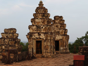 Angkor Wat Tours: Mystical Angkor Tour Of Surprises