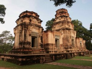 Cambodia Sightseeing Tours: Cambodia Tour Of Highlights