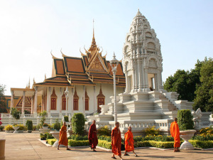 Cambodia Adventure Tours: Grand Cambodia Adventure Tour