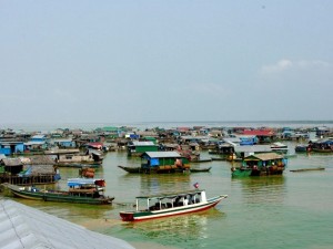 Siem Reap: Tonle Sap Lake Indochina Tours: Highlights of Vietnam and Cambodia Tour