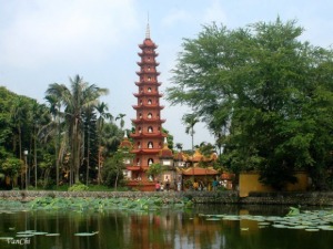 Hanoi: Tran Quoc Pagoda Vietnam Sightseeing Tours - The Best of Vietnam