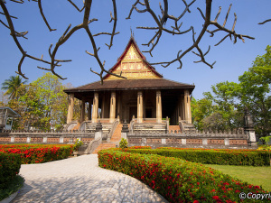 Laos Daily Tours: Vientiane City Tour And Buddha Park