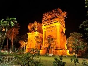 Cham towers in quy nhon Vietnam tours for us & australian veterans at old battle fields