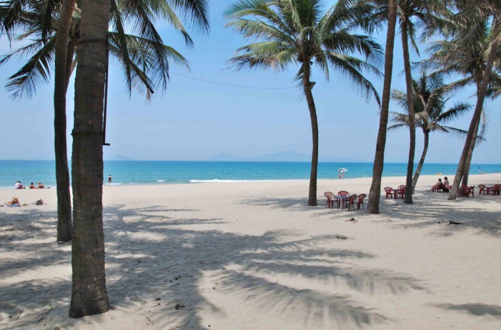 Hoi an jeep tour to cua dai beach Hoi an jeep tours to cua dai beach, hoian daily jeep trips