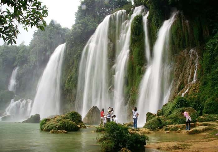 Dambri waterfall 1 | vietnam southern tour in focus