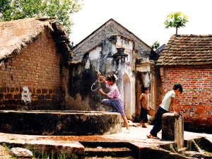 Vietnam day tours: hanoi day tour to duong lam village