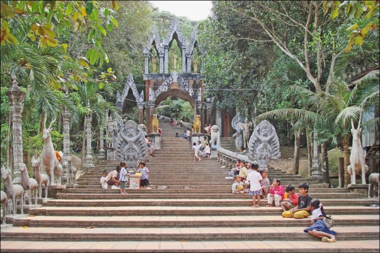 Phnom kulen the pagoda