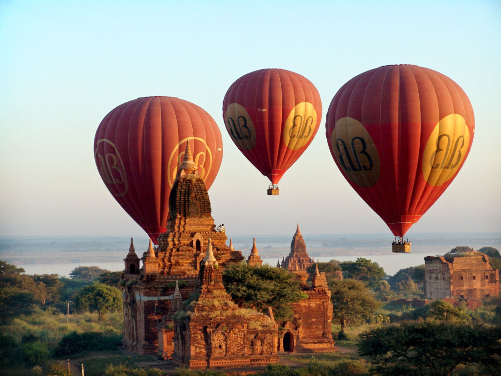 Riding balloon in bagan Myanmar tour of people & heritages from yangon to mandalay, bagan