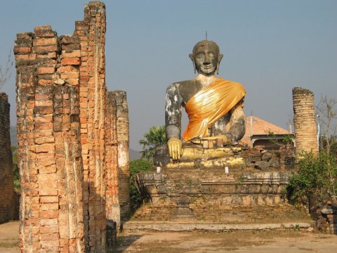 Laos tour of treasures Ruins of wat phia in muang khoun | laos tour of treasures
