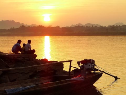 Myanmar tour of hidden treasures Thanlwin river | myanmar tour of hidden treasures