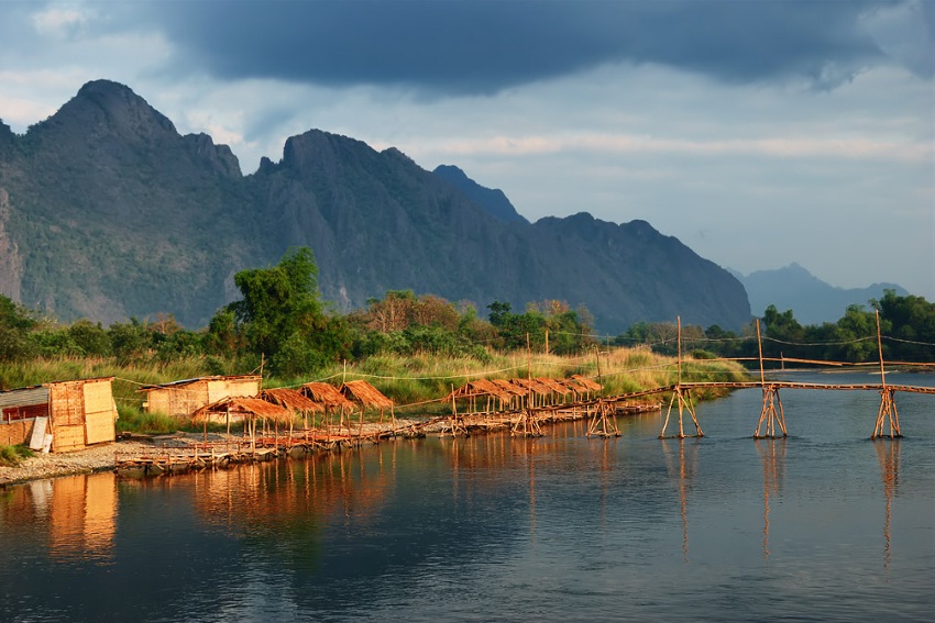Vang vieng sightseeing tour Laos adventure tours in luang nam tha, muang sing, nong khiaw