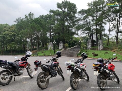 Hoi an motorbike tour to hue on ho chi minh trail Vietnam motorcycle tour to phong nha vinh moc tunnels 4 | hoi an motorbike tour to hue on ho chi minh trail