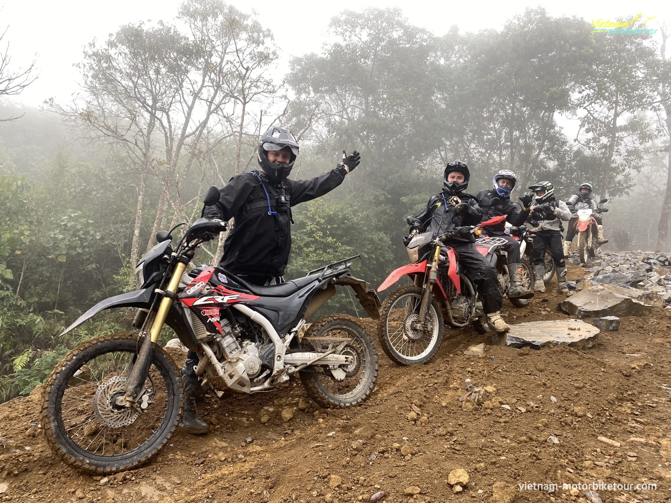 Vietnam motorcycle tour to phu yen son la 5 | short vietnam motorbike tour to phu yen, sapa ,ha giang & ba be lake