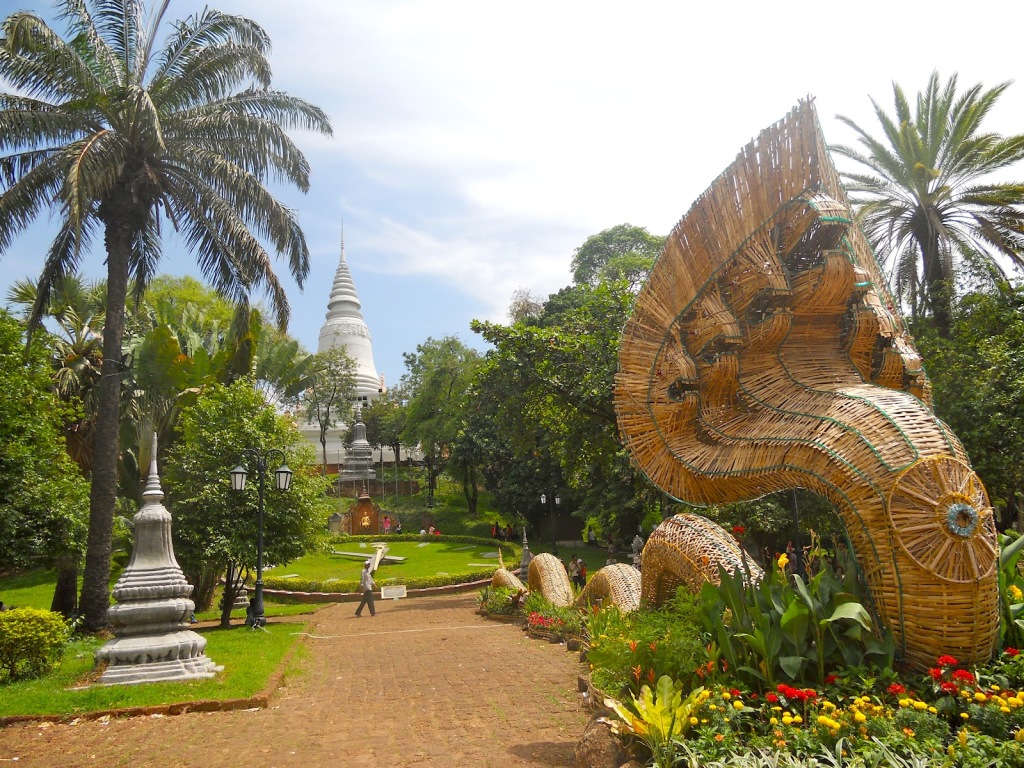 Wat phnom temple in phnom penh Cambodia honeymoon tours: cambodia tour for lovers
