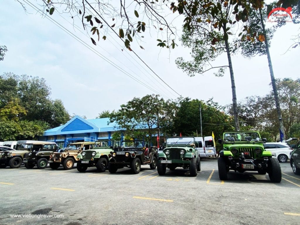 Saigon jeep tours to cu chi tunnels, saigon daily jeep trip Saigon jeep tours to cu chi tunnels, saigon daily jeep trip