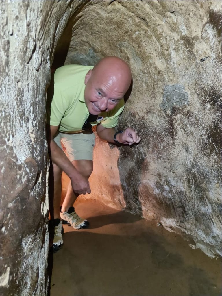 Saigon jeep tour to cu chi tunnel and cao dai holysee Saigon jeep tour to cu chi tunnels 3 | saigon jeep tour to cu chi tunnel and cao dai holysee