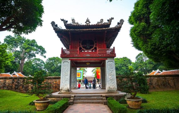 In-depth vietnam discovery tour - 13 days Temple of literature