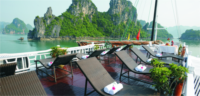 Royal heritage cruise with bai tu long bay exploration (3 days/ 2 nights) 26 | royal heritage cruise with bai tu long bay exploration (3 days/ 2 nights)