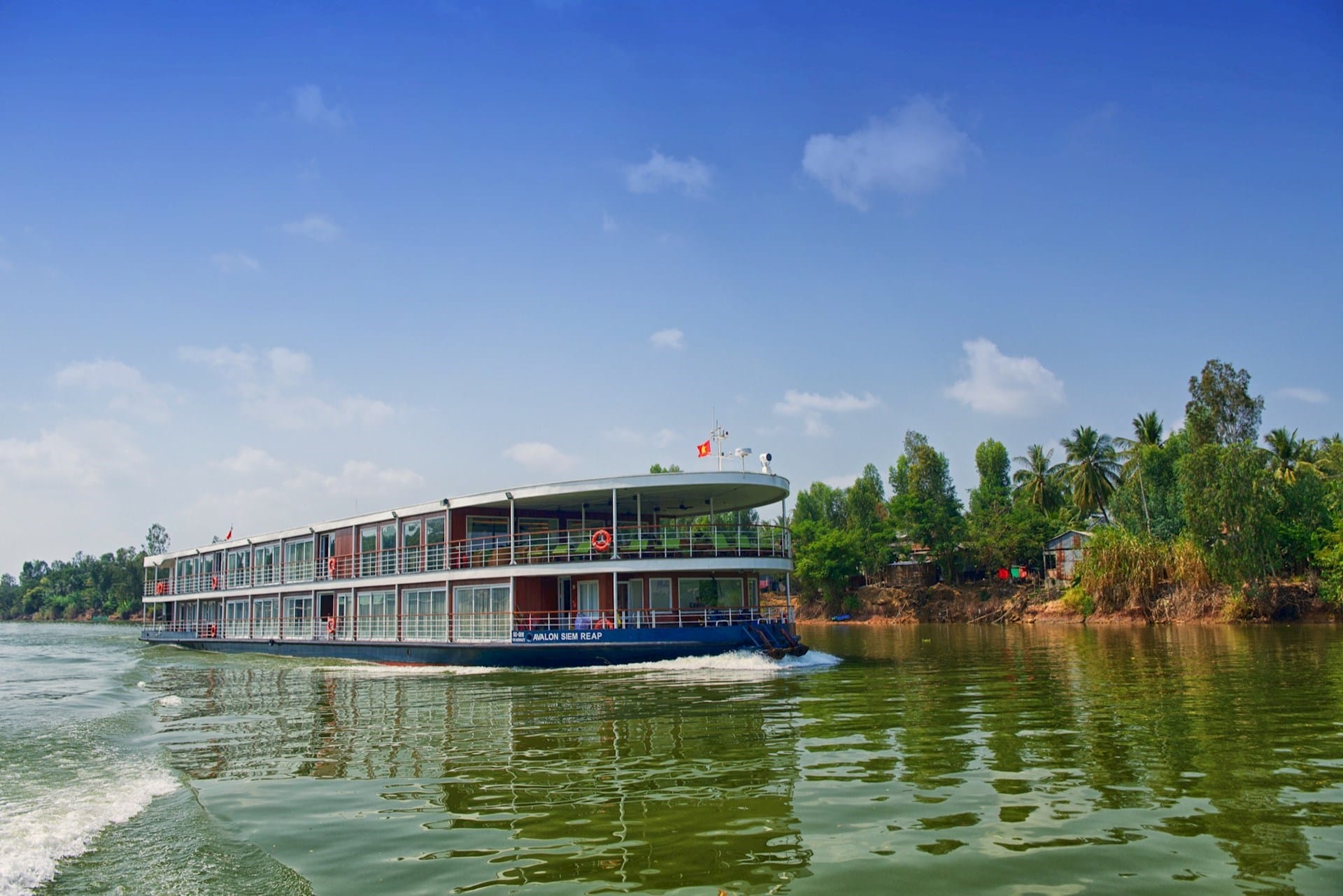 Avalon angkor cruise 3 | avalon angkor upstream river cruise trip from saigon to siem reap