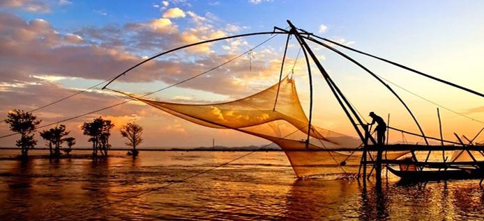 Mekong in sunset | phnom penh cruise tour to ho chi minh city by toum tiou