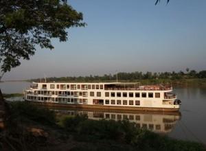 Rv amalotus cruise overview Mekong river tours: rv amalotus upstream cruise trip from saigon to siemreap