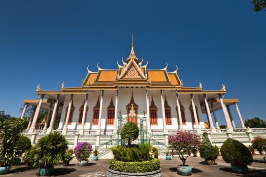 Amazing phnom penh tour