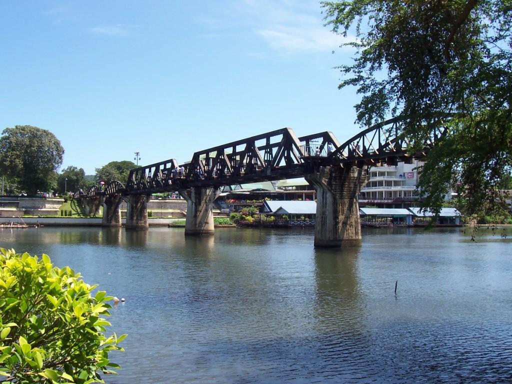 Bangkok history tour to river kwai Bangkok sightseeing trip to river kwai,_short bangkok tours