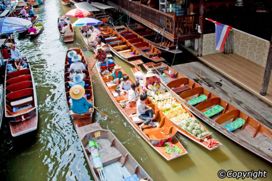 Unique bangkok muslim tour for 4 days Damnoen saduak market