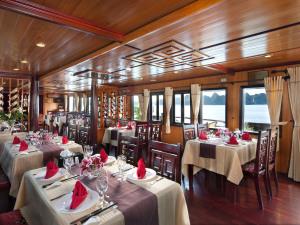 Halong cruise tours:
