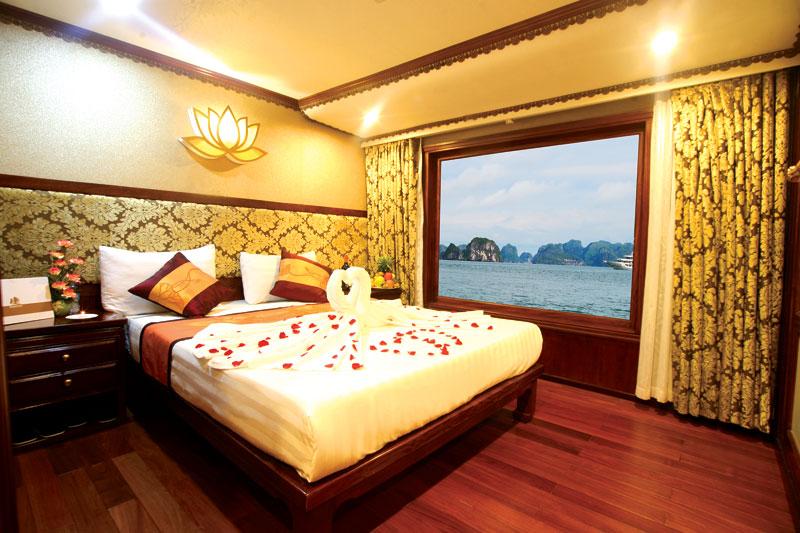 Double cabin on cruise Halong cruise tours: