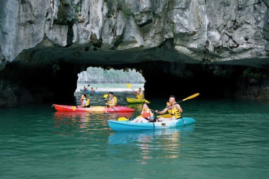 Hanoi group tour: ha long bay full day - vip cruise Hanoi group tour: ha long bay full day - vip cruise