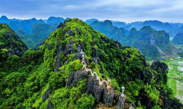 One day ninh binh group tour to bai dinh – trang an – mua cave Ninh binh group tour bai dinh – trang an – mua cave 3 | one day ninh binh group tour to bai dinh – trang an – mua cave