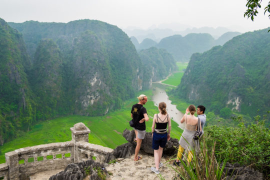 Ninh binh group tour to hoa lu or bai dinh– trang an – mua cave- tam coc - 2 days