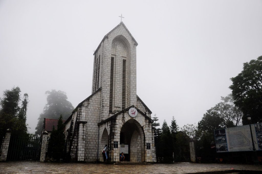 3 - day sapa luxury tour to tavan, taphin, and fansipan cable car 3 - day sapa luxury tour to tavan, taphin, and fansipan cable car
