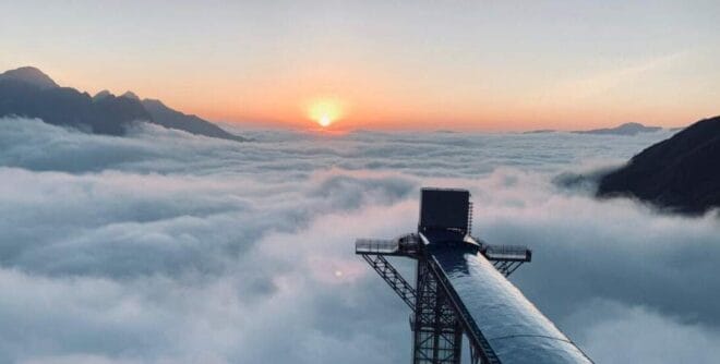 Thrilling-sapa-tour-to-fansipan-and-rong-may-glass-bridge-3-days
