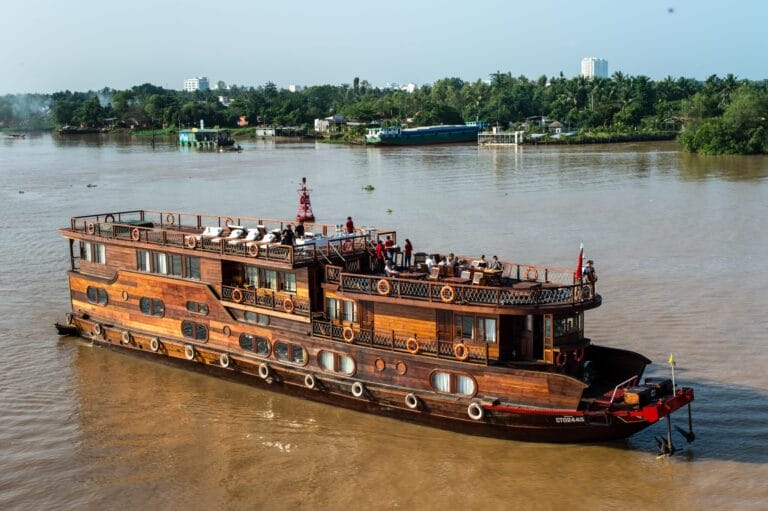 5-day southern vietnam tour with mekong river overnight cruise Me classic 1 | 5-day southern vietnam tour with mekong river overnight cruise