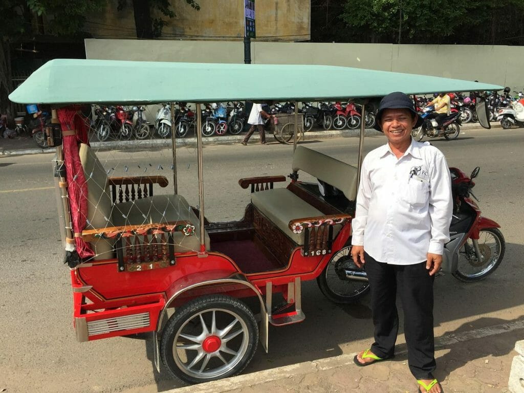 Siem reap downstream cruise to phnom penh Siem reap downstream cruise to phnom penh