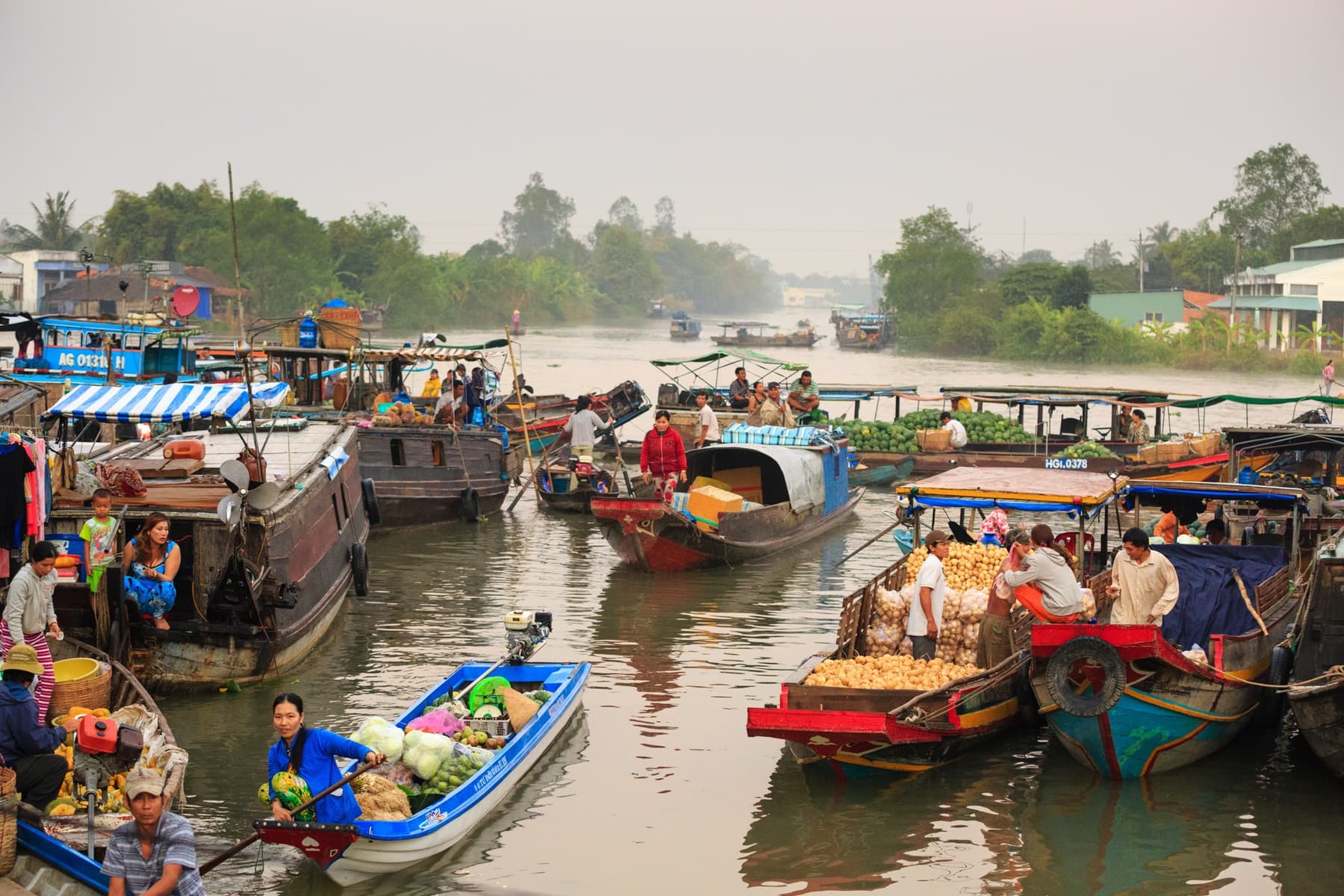 Why you should take mekong delta cruise tour to can tho and cai be 7 | authentic mekong cruise tour from cai be to long xuyen - 3 days