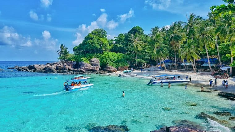 Southern-vietnam-tour-for-first-timers