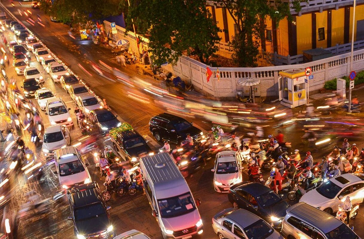 Traffic-in-southeast-asia-a-complete-guide-to-safe-driving-for-travelers