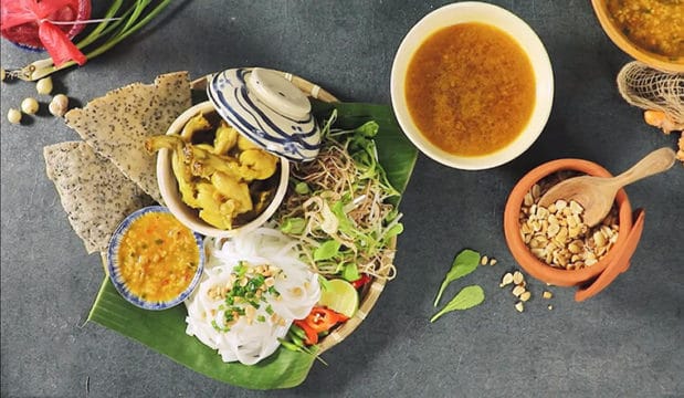 Where-to-taste-the-best-local-foods-in-danang
