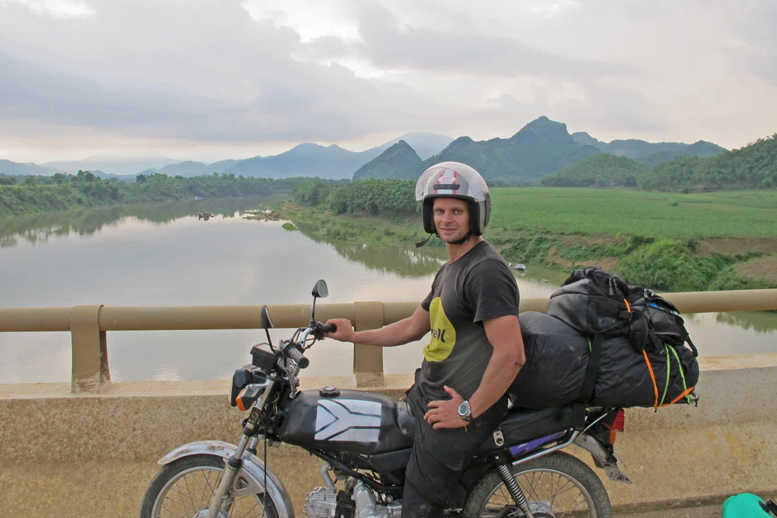 Vietnam travel guide: top 15 things you must know when travel with family Helmet vietnam | vietnam travel guide: top 15 things you must know when travel with family