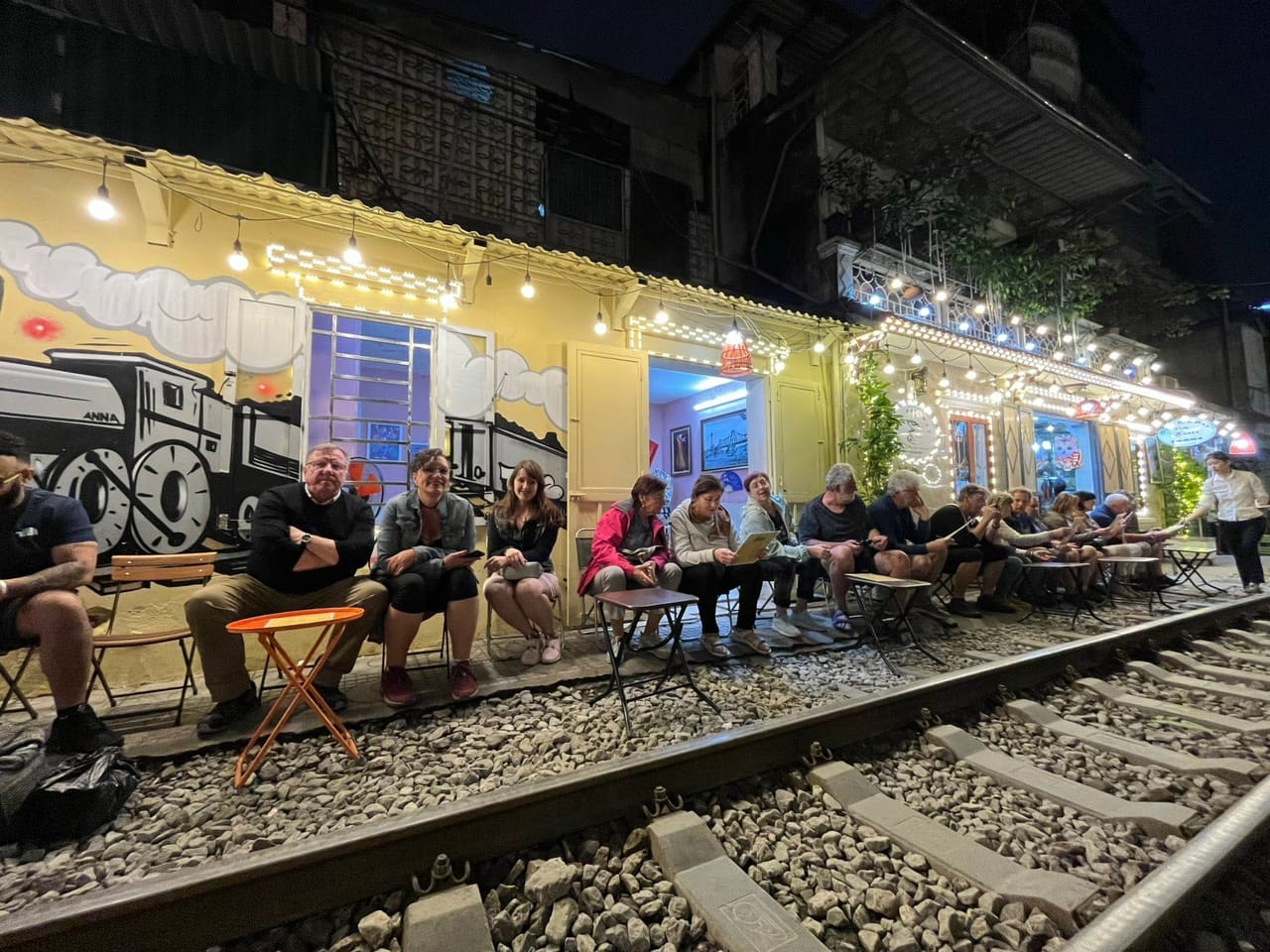 Hanoi-train-street-walking-tour Hanoi-train-street-walking-tour
