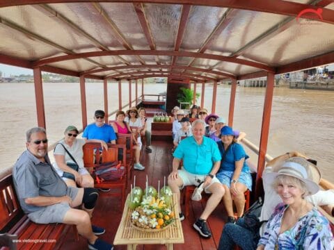 Best time to visit the mekong delta's floating markets Best-time-to-visit-the-mekong-deltas-floating-markets