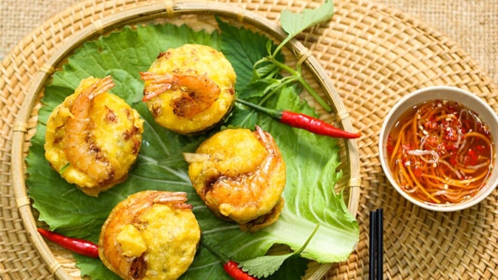 Banh cong | foods in mekong delta: top 10 must-try dishes in vietnam