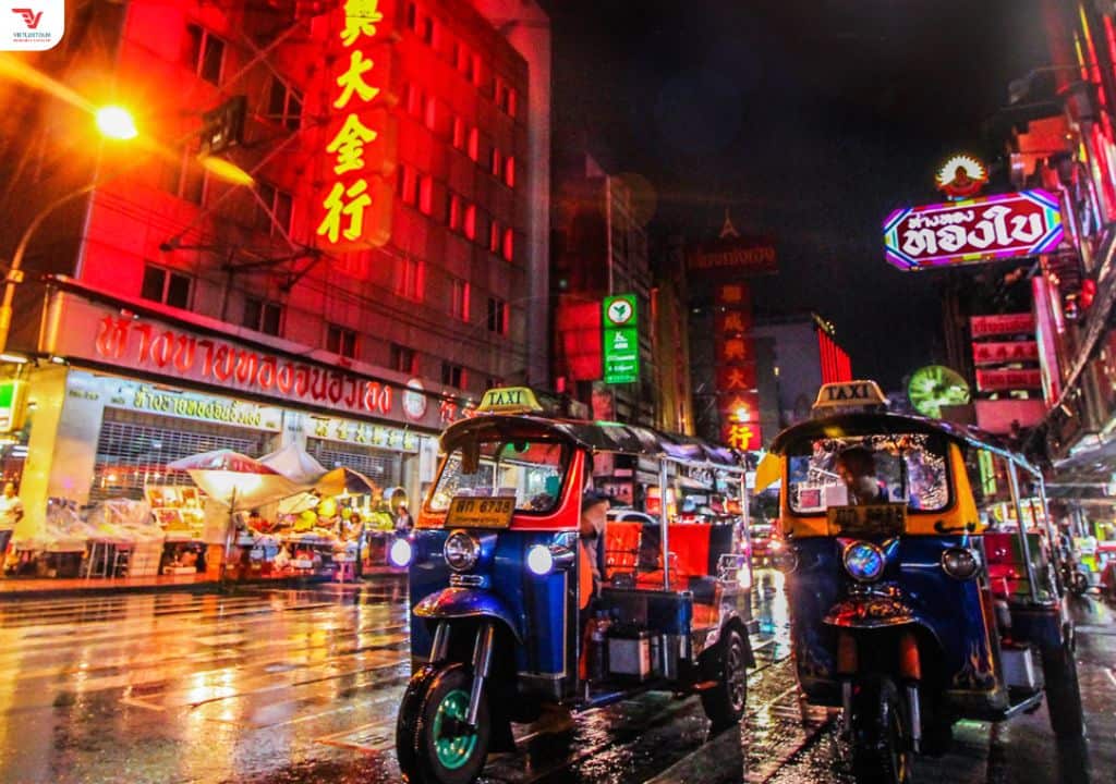 Why private transfers make your honeymoon stress-free Getting around cities in thailand: tuk-tuks, bts, mrt, and more