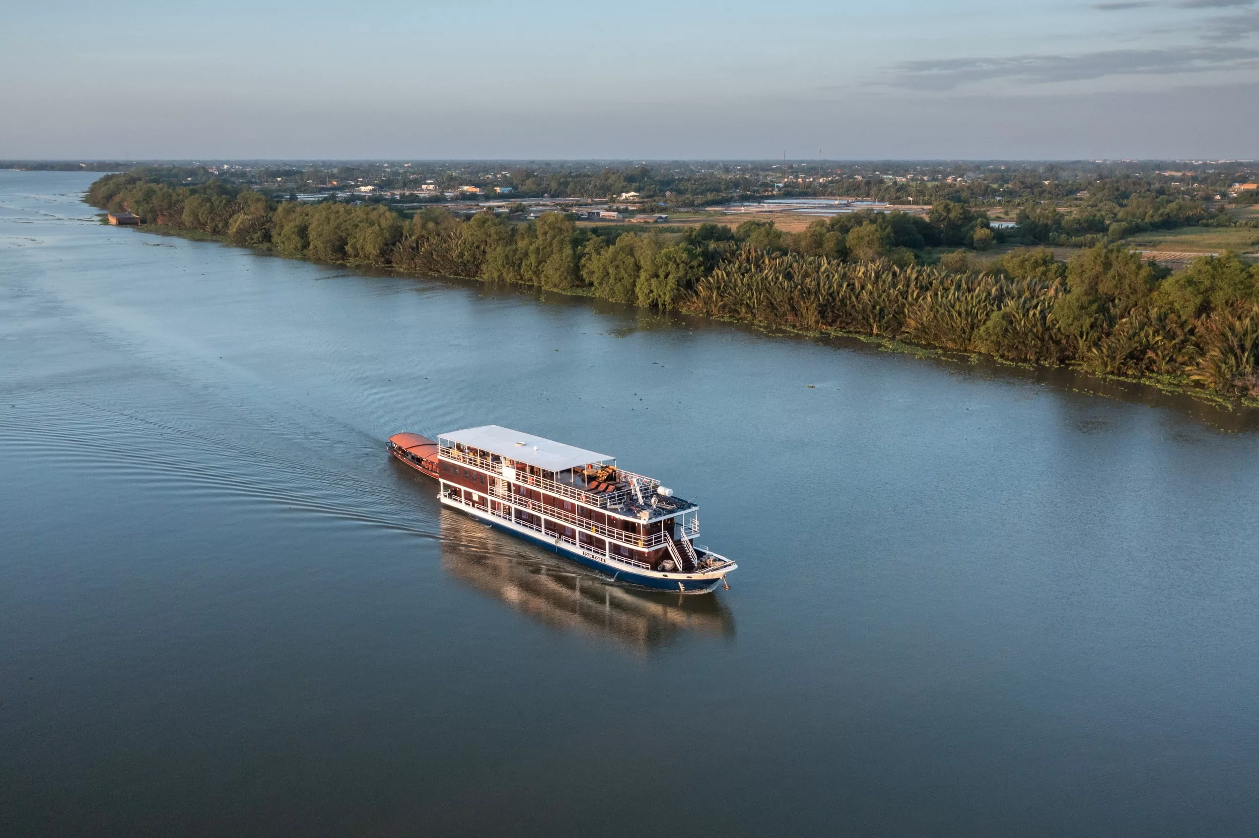 Best-boat-type-for-the-can-tho-to-phnom-penh-trip Best-boat-type-for-the-can-tho-to-phnom-penh-trip